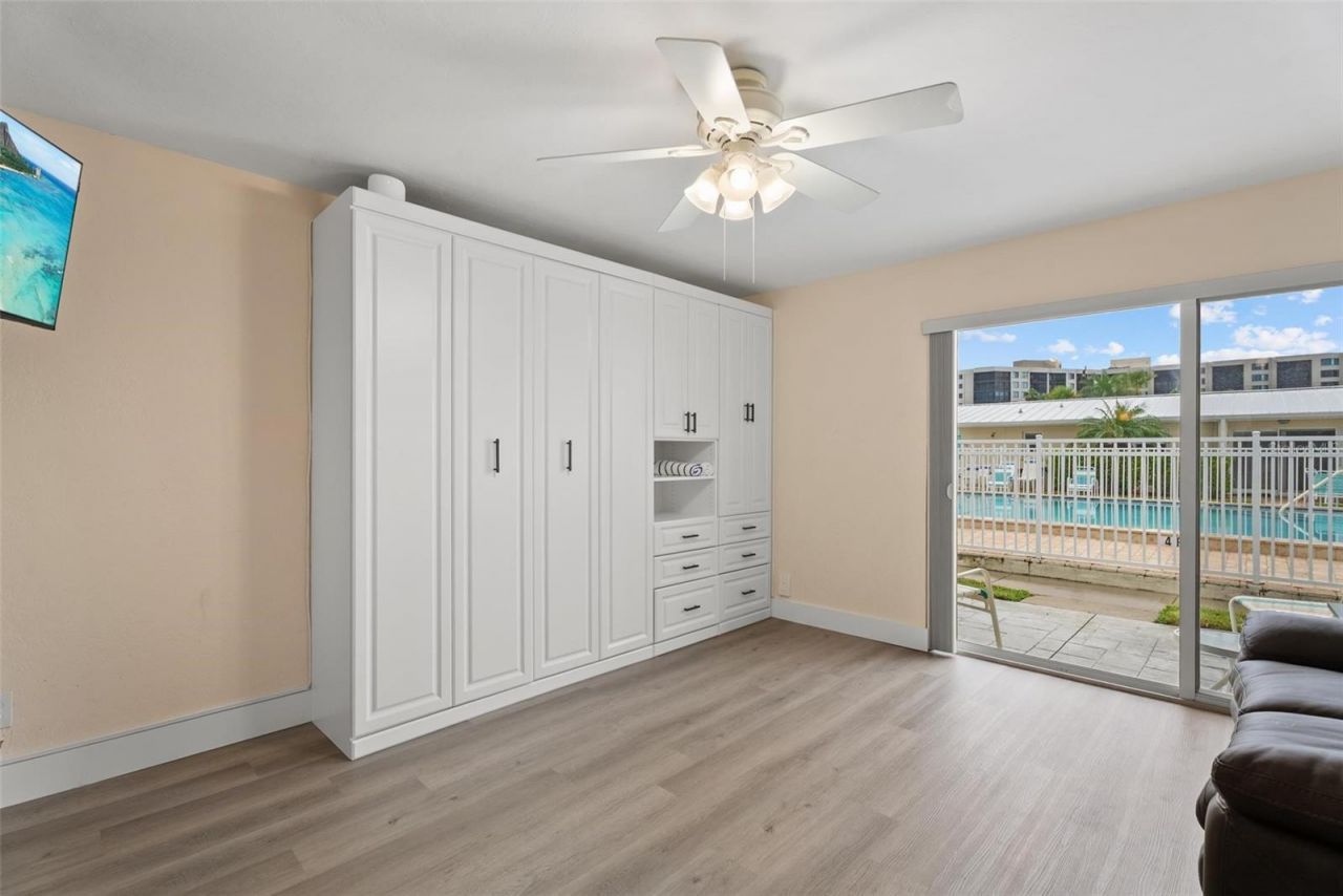 5830 Midnight Pass Road , Unit 8, Sarasota, FL 34242 Photo
