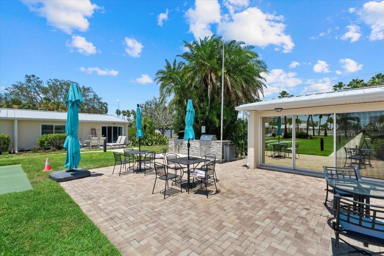 5830 Midnight Pass Road , Unit 8, Sarasota, FL 34242 Photo