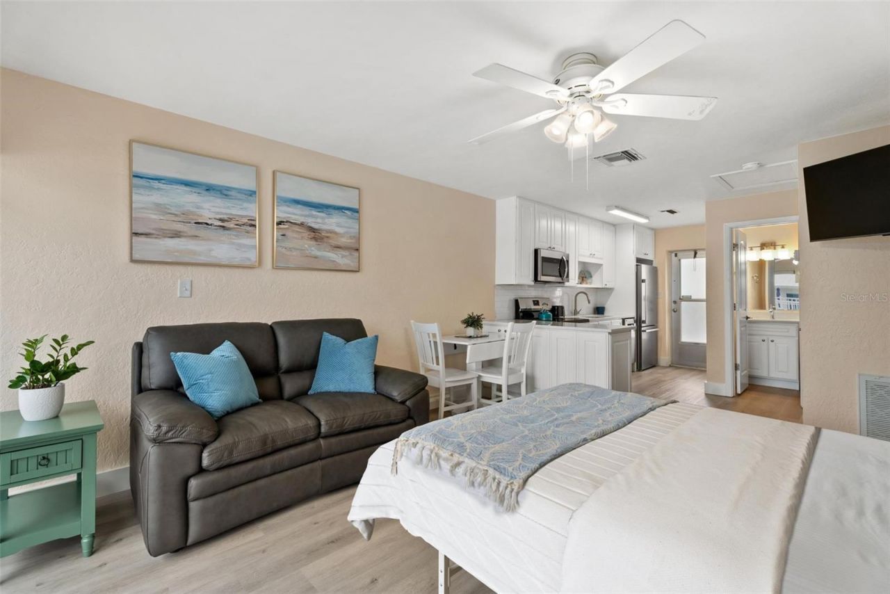 5830 Midnight Pass Road , Unit 8, Sarasota, FL 34242 Photo