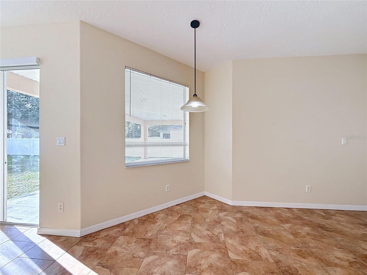 36310 Cavalier , Grand Island, FL 32735 Photo