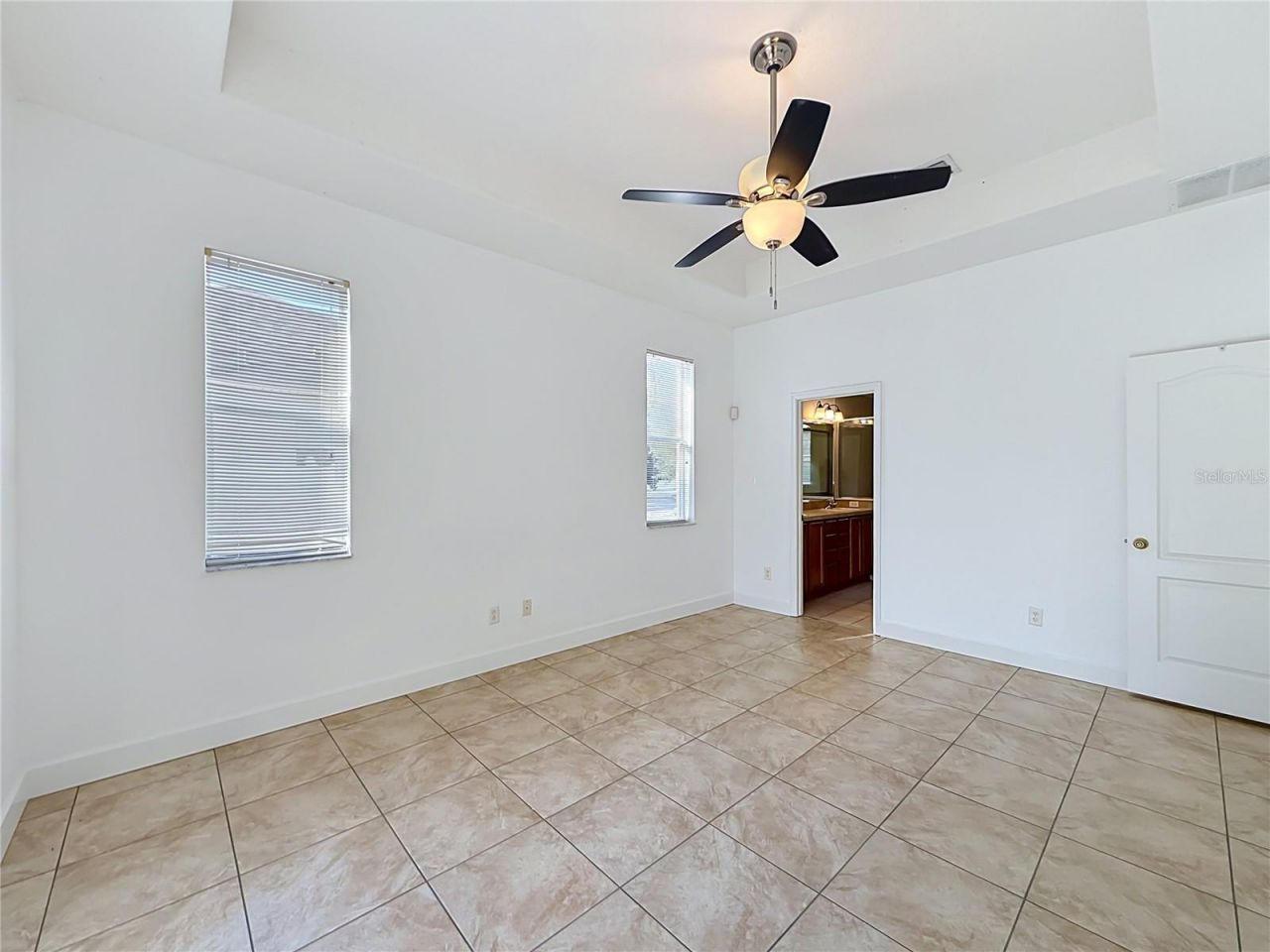 36310 Cavalier , Grand Island, FL 32735 Photo