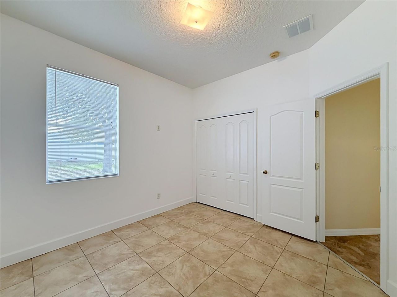 36310 Cavalier , Grand Island, FL 32735 Photo