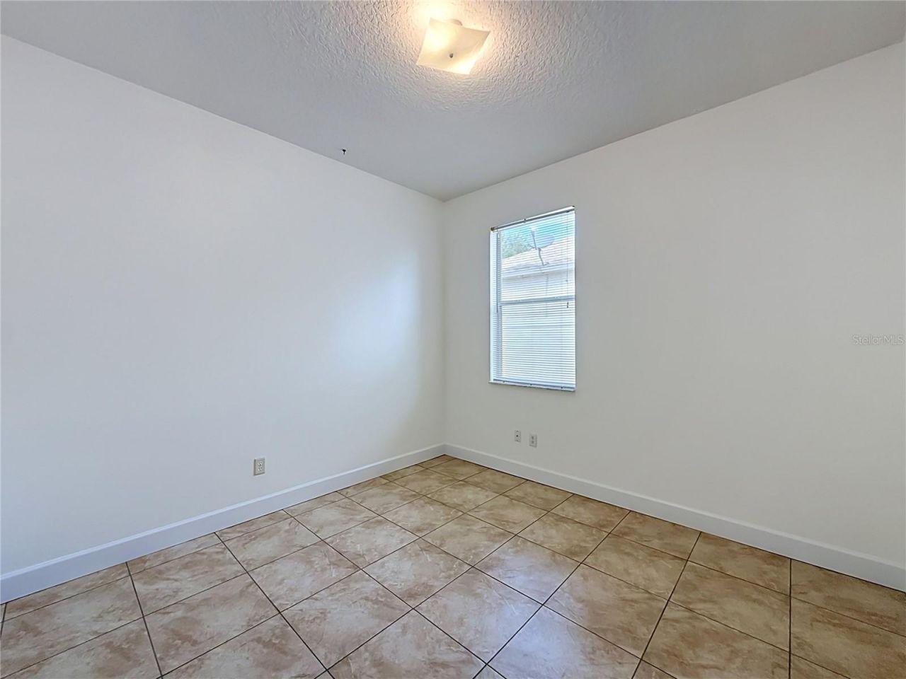 36310 Cavalier , Grand Island, FL 32735 Photo