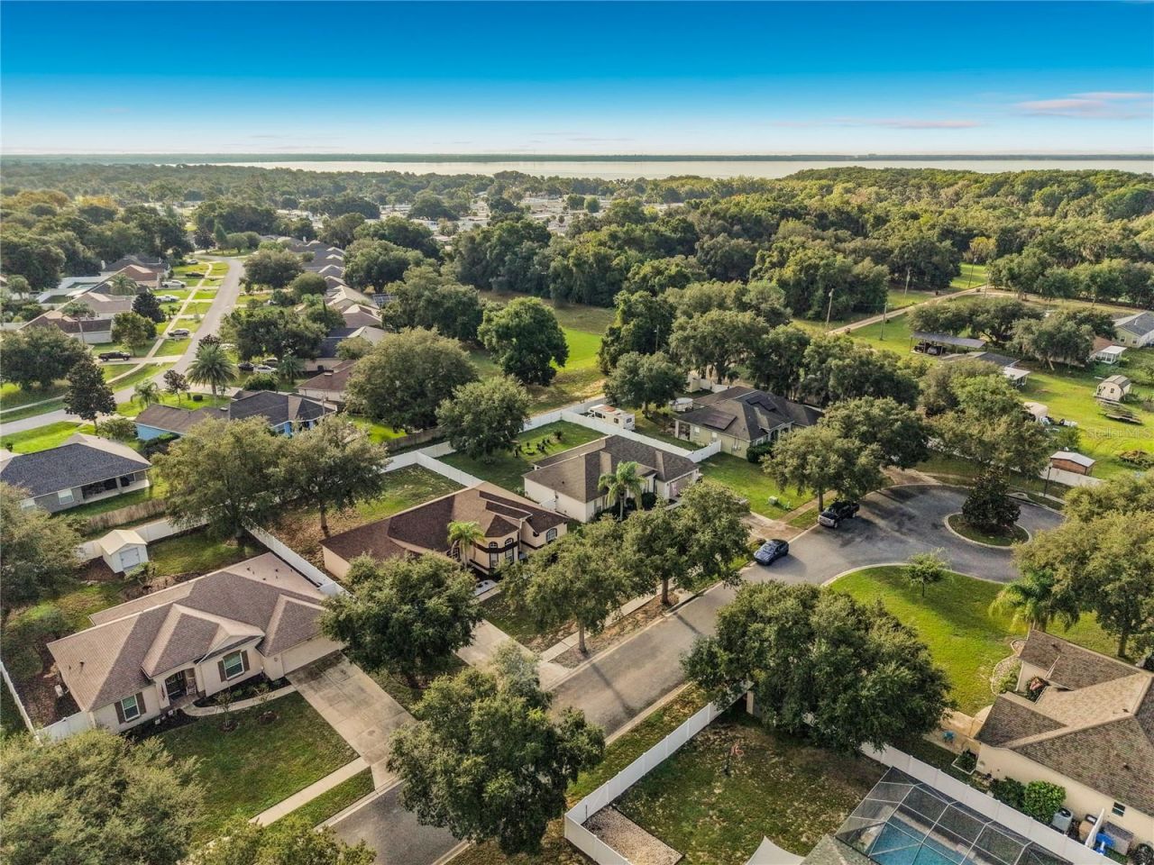 36310 Cavalier , Grand Island, FL 32735 Photo