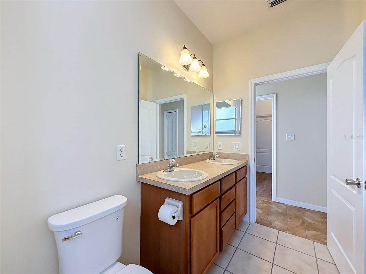 36310 Cavalier , Grand Island, FL 32735 Photo