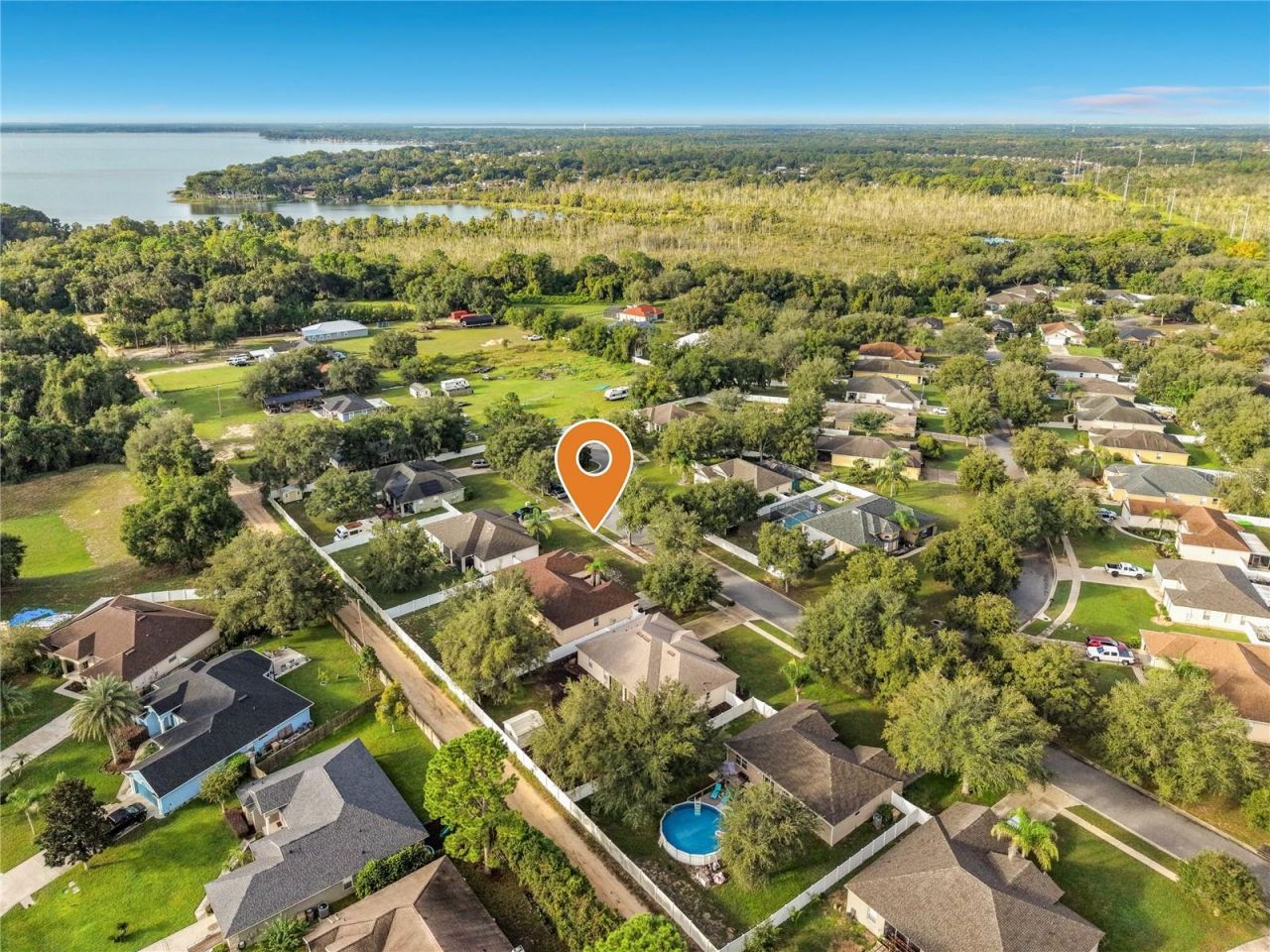 36310 Cavalier , Grand Island, FL 32735 Photo