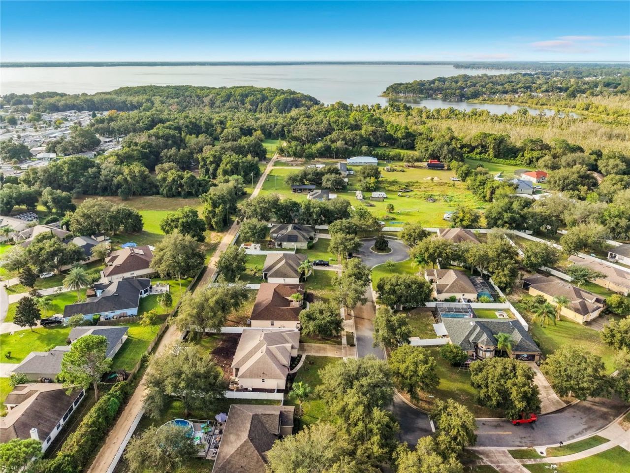36310 Cavalier , Grand Island, FL 32735 Photo