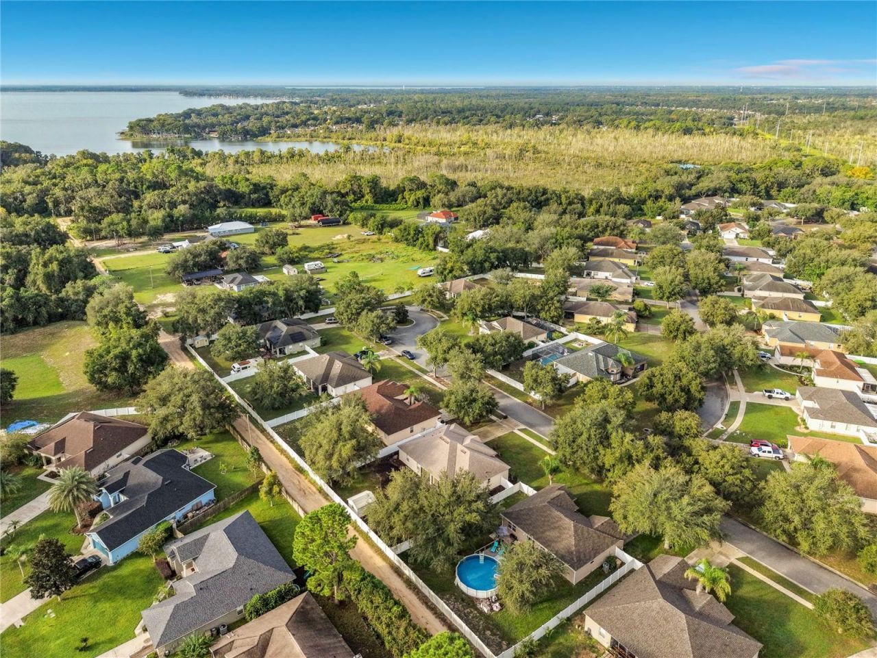 36310 Cavalier , Grand Island, FL 32735 Photo