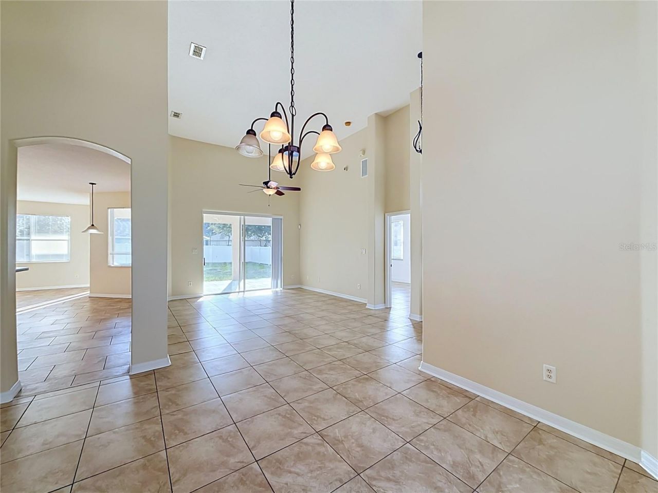 36310 Cavalier , Grand Island, FL 32735 Photo