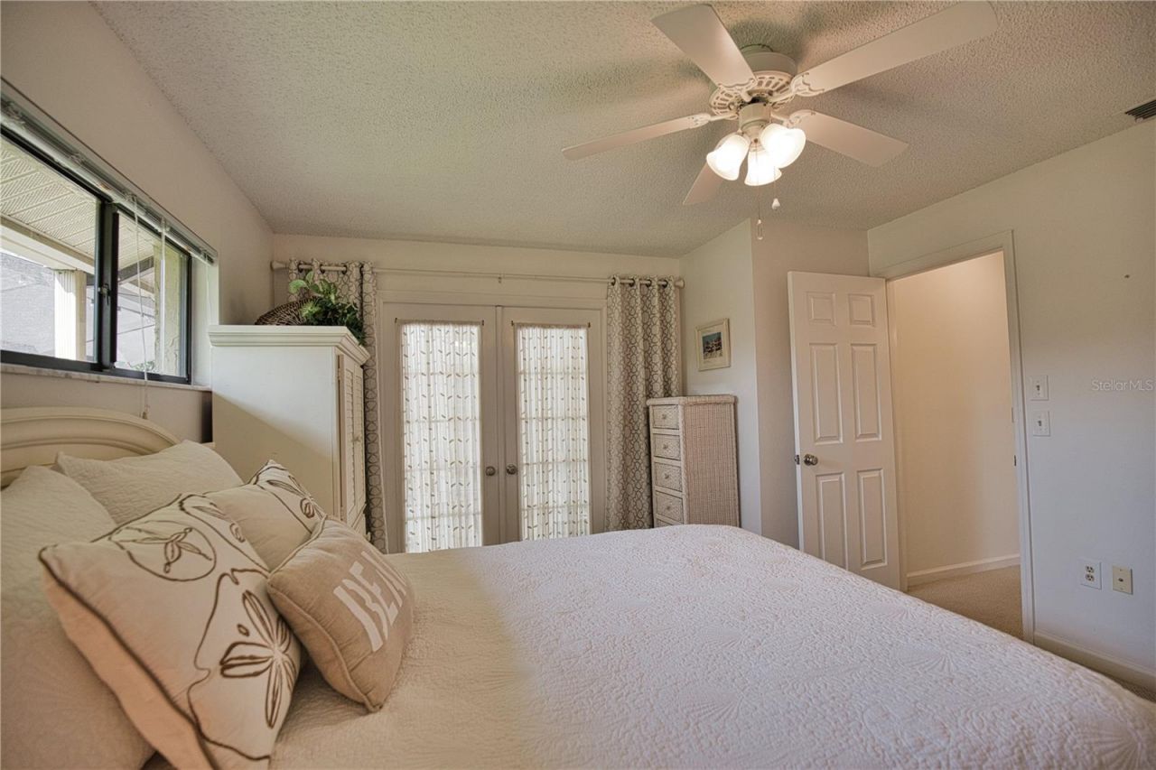32 Inlets Boulevard , Unit 32, Nokomis, FL 34275 Photo