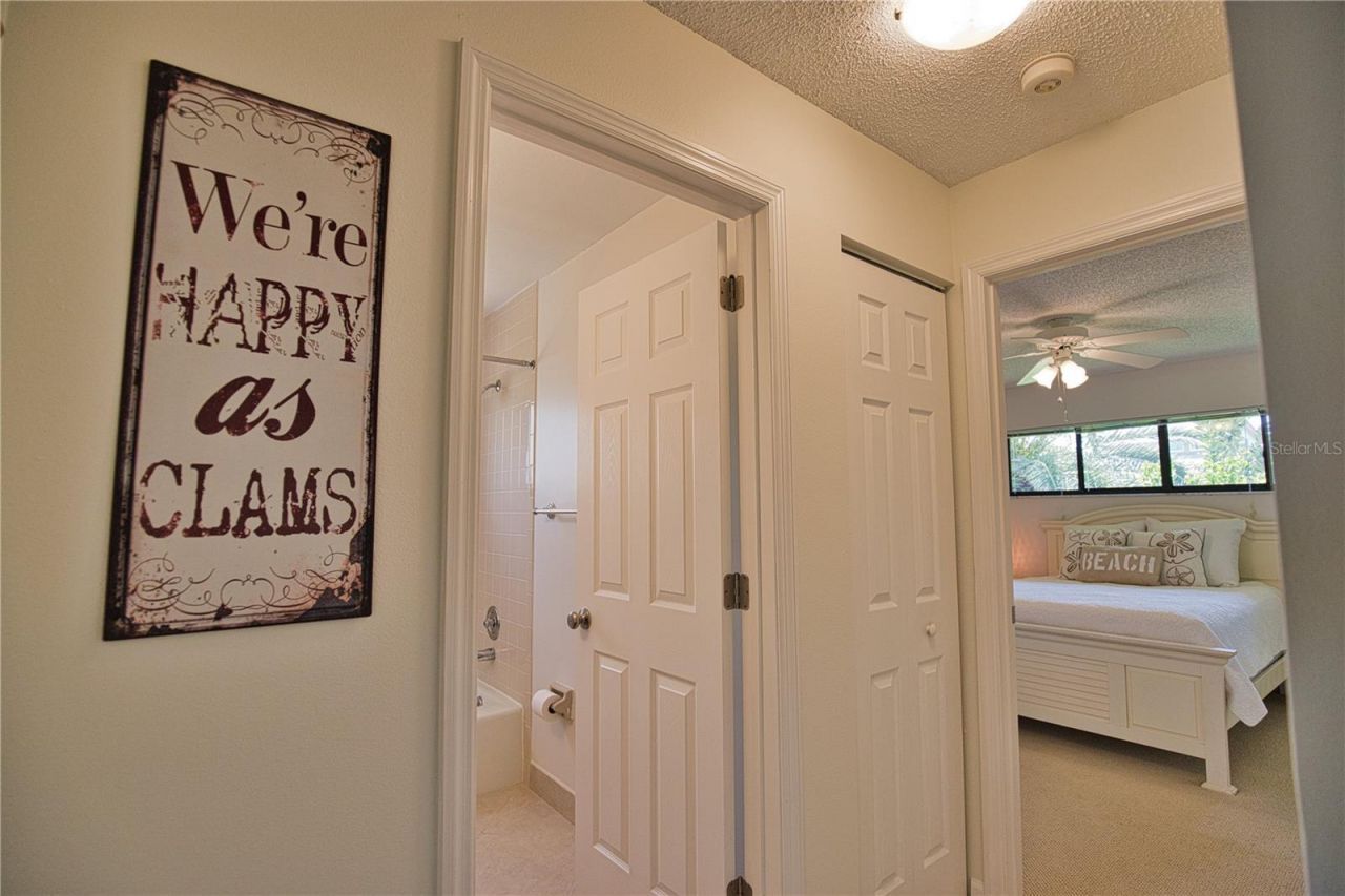 32 Inlets Boulevard , Unit 32, Nokomis, FL 34275 Photo