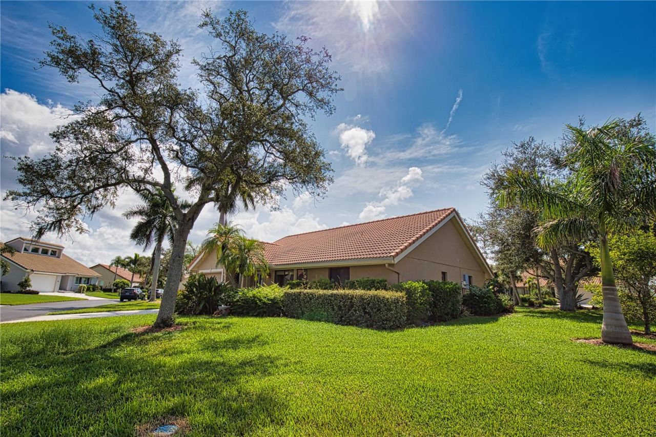 32 Inlets Boulevard , Unit 32, Nokomis, FL 34275 Photo