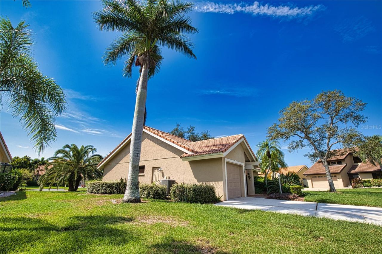 32 Inlets Boulevard , Unit 32, Nokomis, FL 34275 Photo