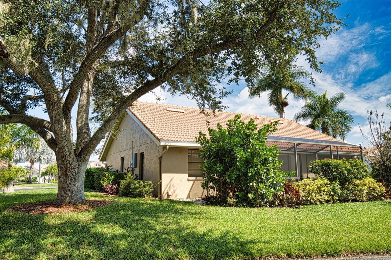 32 Inlets Boulevard , Unit 32, Nokomis, FL 34275 Photo