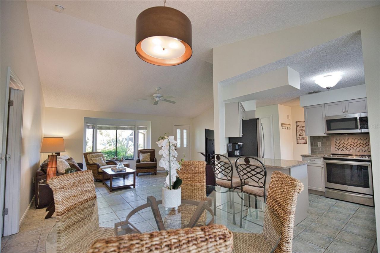 32 Inlets Boulevard , Unit 32, Nokomis, FL 34275 Photo