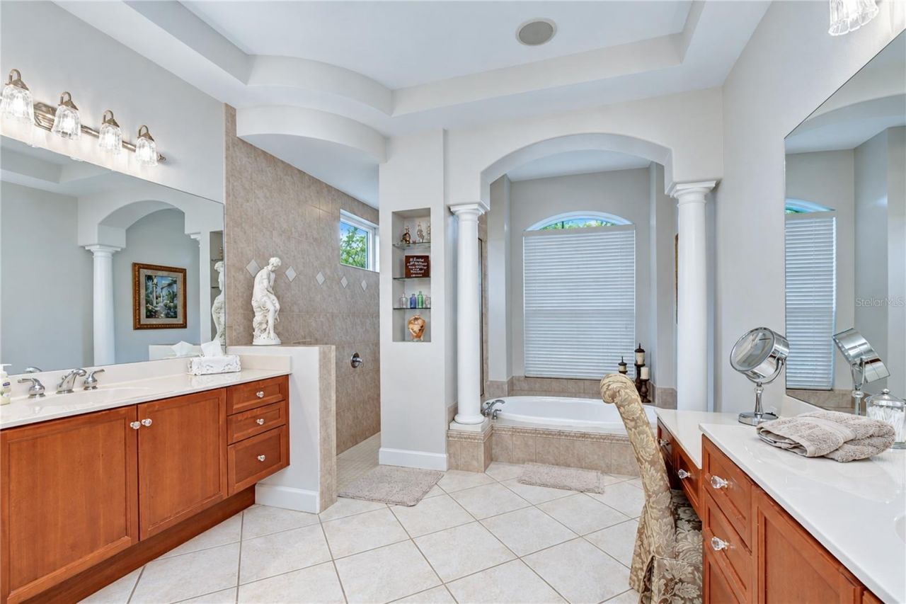 5513 Keeler Oak Street, Lithia, FL 33547 Photo