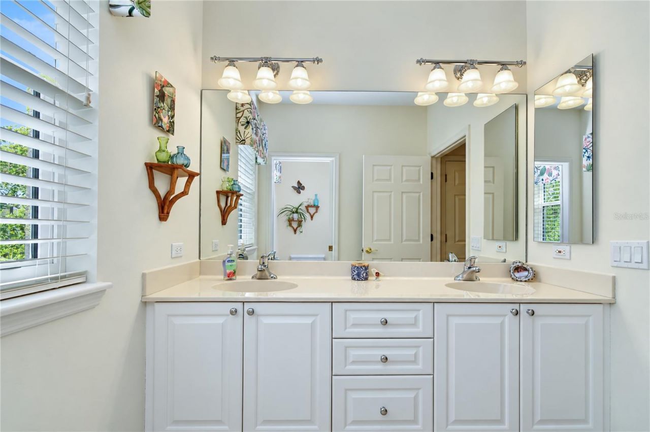 5513 Keeler Oak Street, Lithia, FL 33547 Photo