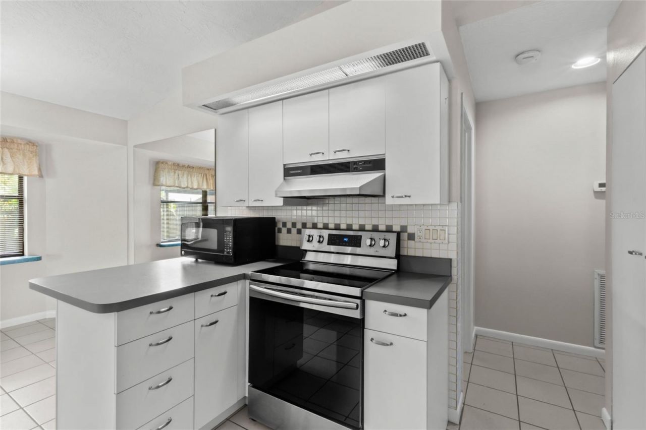 848 Gantt Avenue , Sarasota, FL 34232 Photo