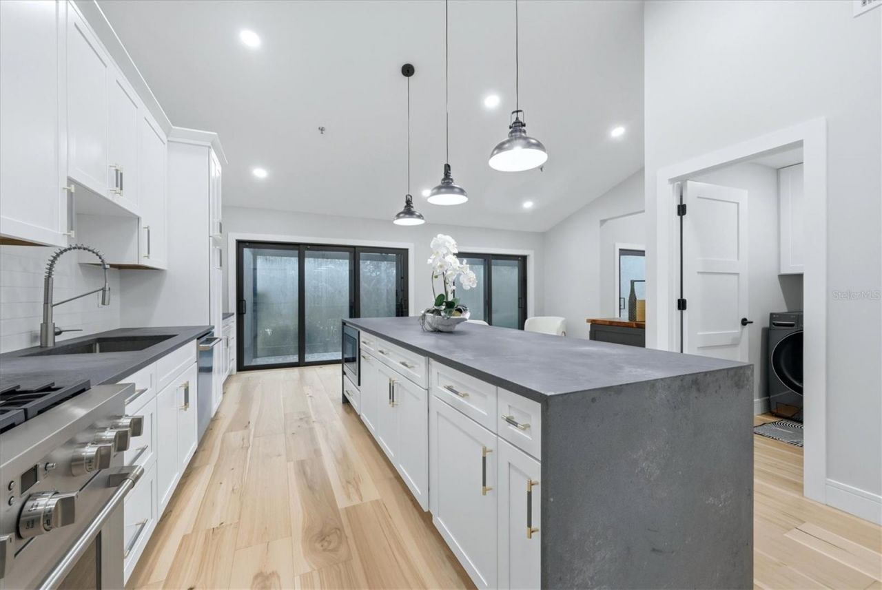 2141 Harbourside Drive, Unit 1203, Longboat Key, FL 34228 Photo