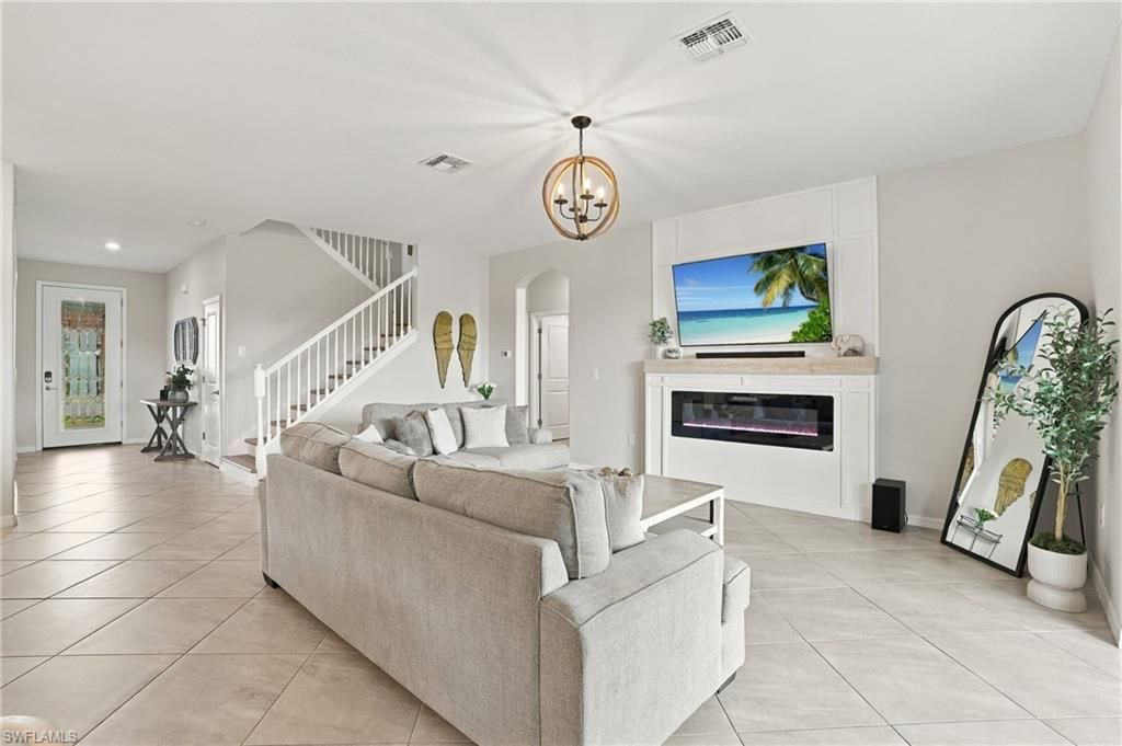 2114 Hamlin St , Naples, FL 34120 Photo