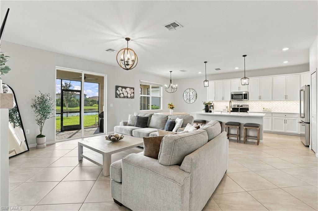2114 Hamlin St , Naples, FL 34120 Photo