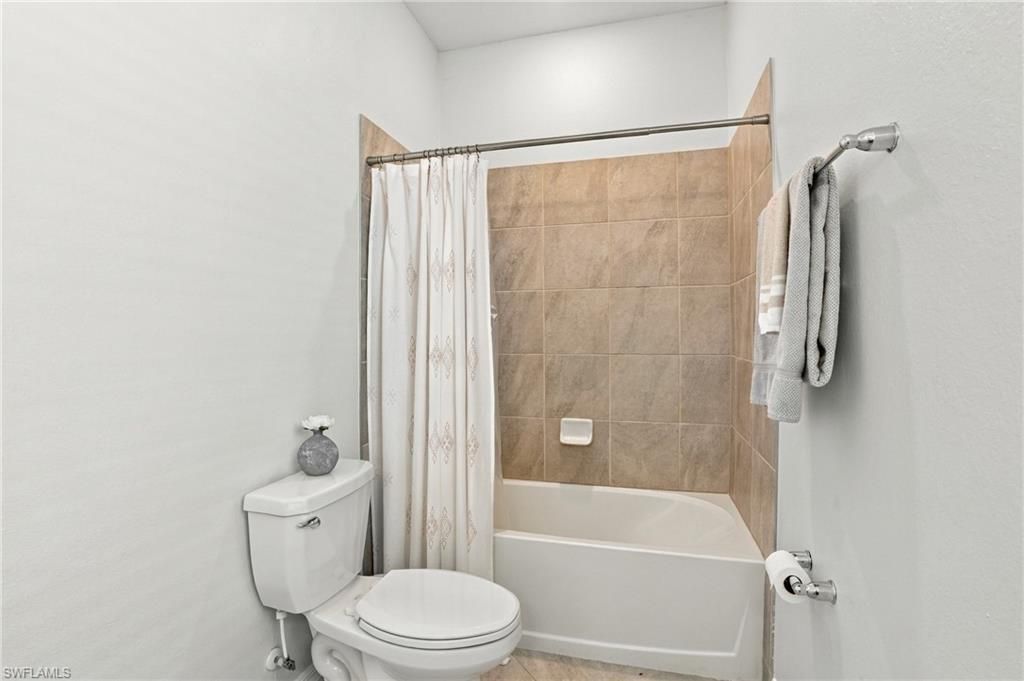 2114 Hamlin St , Naples, FL 34120 Photo
