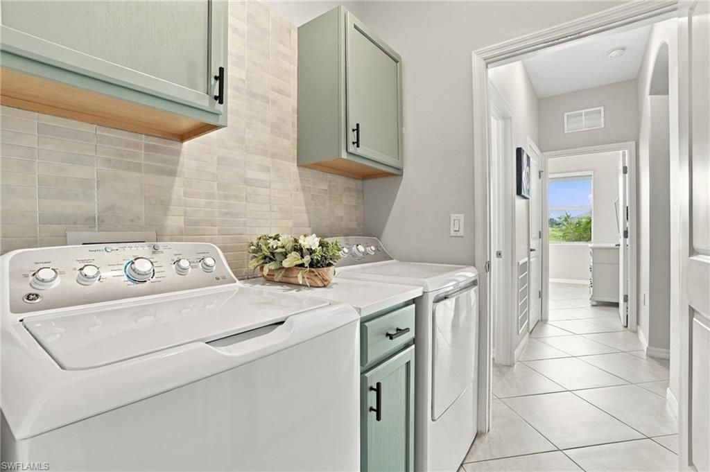2114 Hamlin St , Naples, FL 34120 Photo