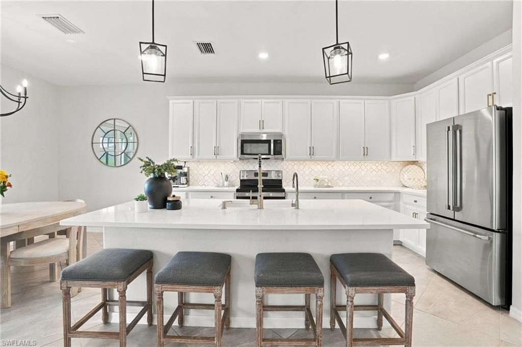 2114 Hamlin St , Naples, FL 34120 Photo