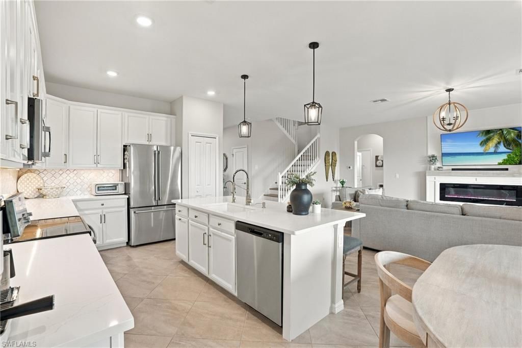 2114 Hamlin St , Naples, FL 34120 Photo