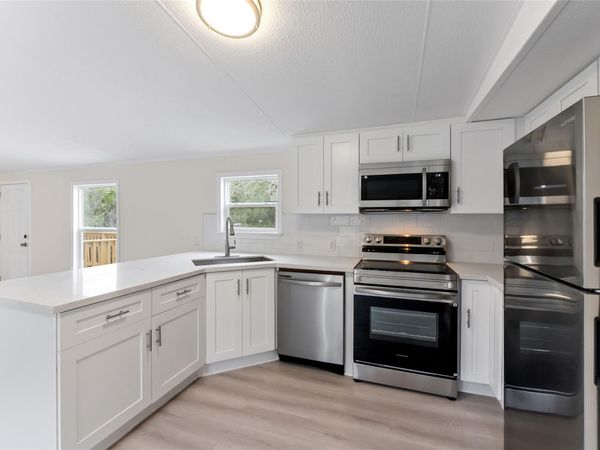 10507 Tarantula CT , Leander, TX 78641