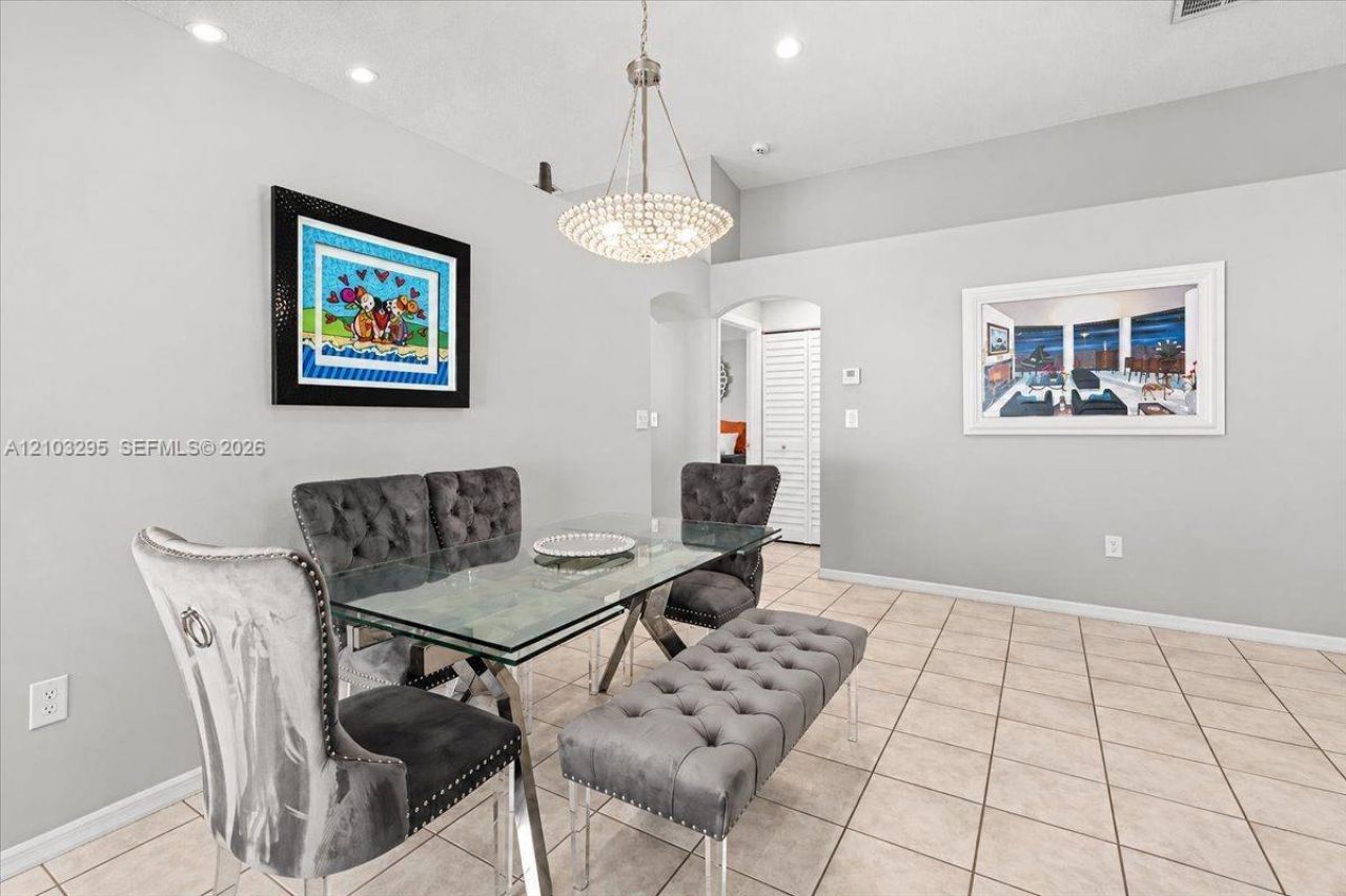 1010 NW 125th Ave , Sunrise, FL 33323 Photo