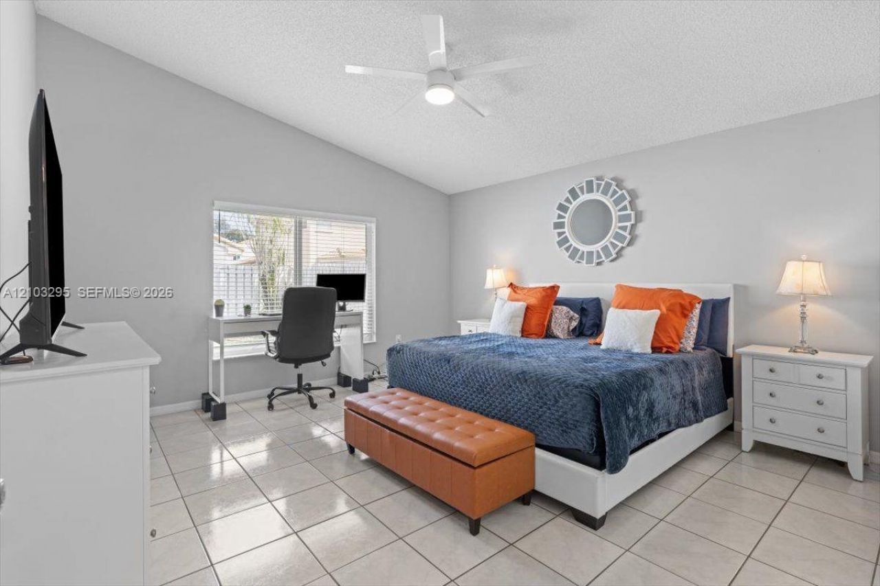 1010 NW 125th Ave , Sunrise, FL 33323 Photo