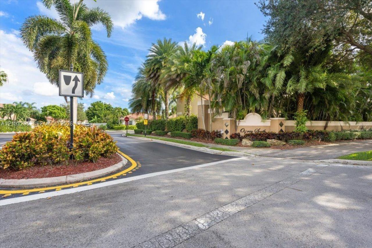 1010 NW 125th Ave , Sunrise, FL 33323 Photo