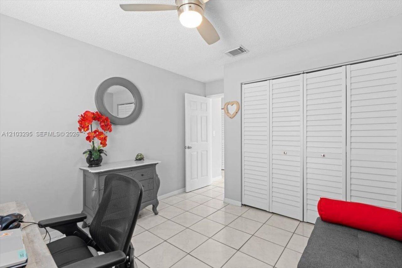 1010 NW 125th Ave , Sunrise, FL 33323 Photo