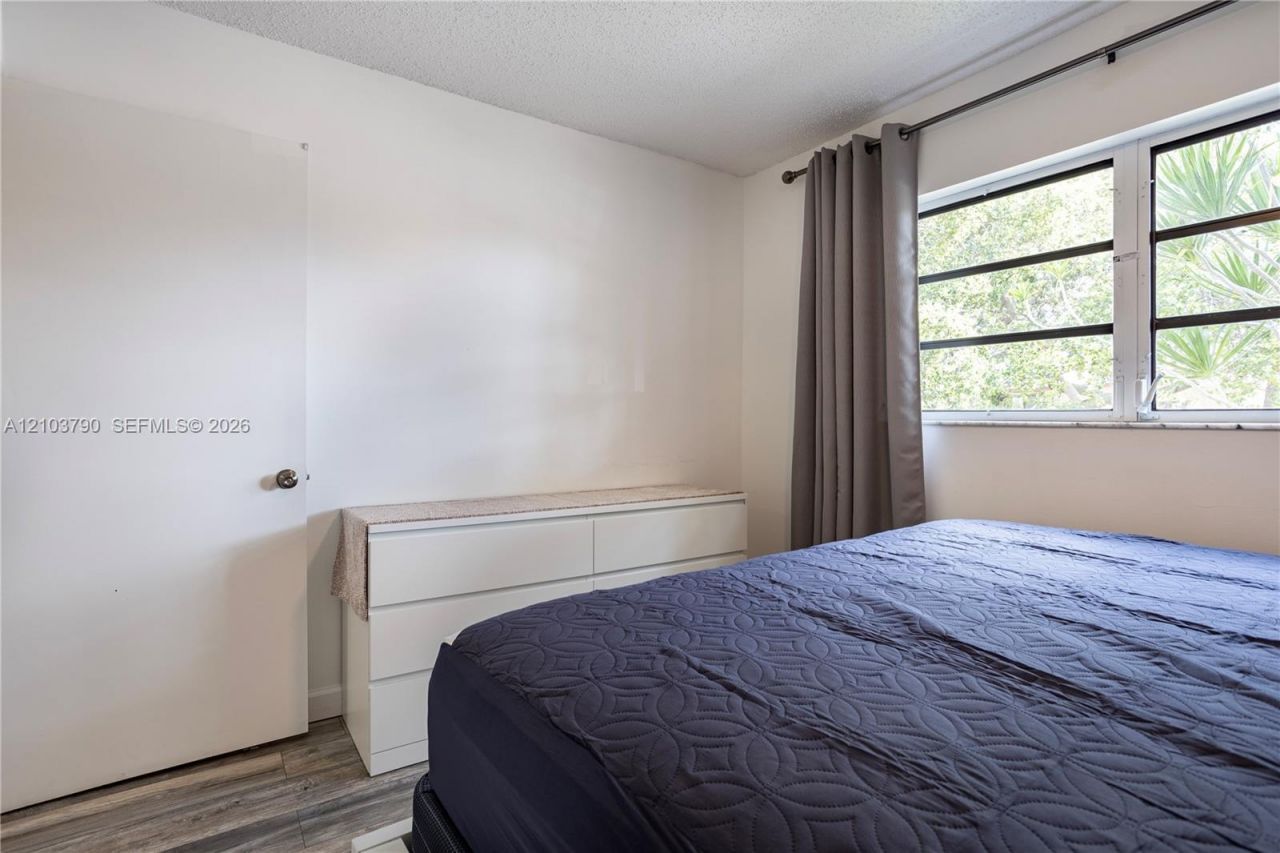 3951 NE 19th Rd , Unit 1702, Pompano Beach, FL 33064 Photo