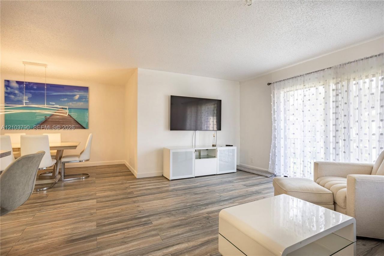 3951 NE 19th Rd , Unit 1702, Pompano Beach, FL 33064 Photo