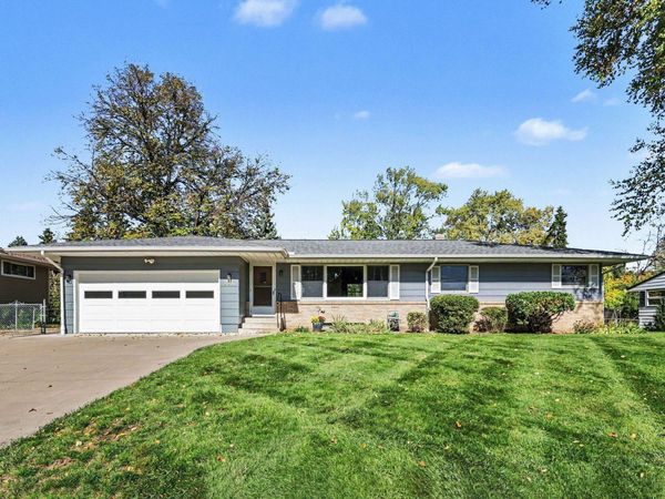 997 Arbogast Street, Shoreview, MN 55126
