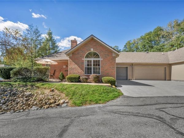 7780 Brittanny Drive NE, North Canton, OH 44720