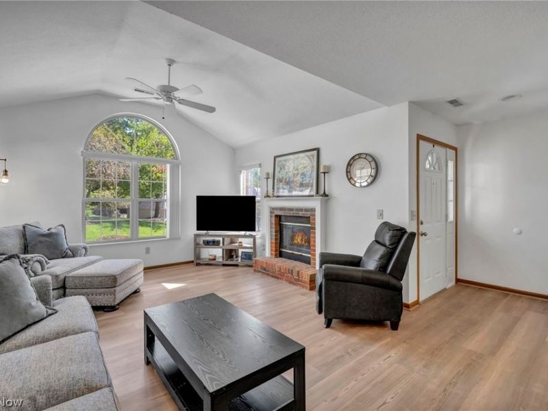 7780 Brittanny Drive NE, North Canton, OH 44720 Photo 6