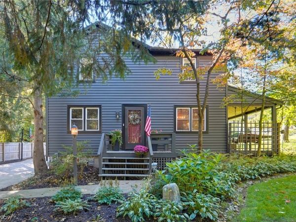 150 E Warner Road , Akron, OH 44319