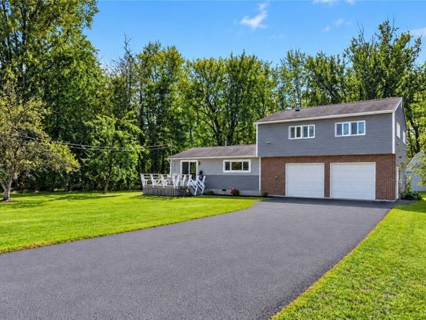212 Andrews Shore Road , Bridgeport, NY 13030