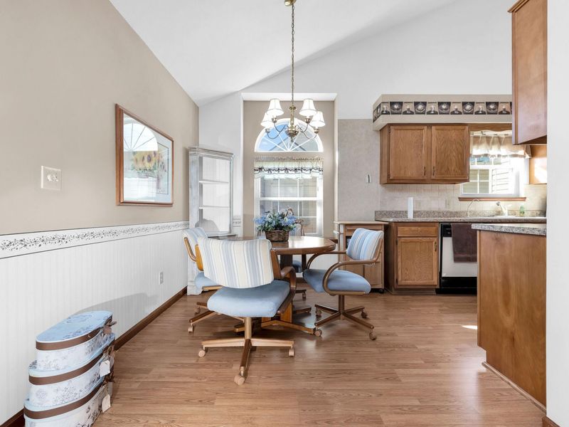 416 Woodside Place, Bellefontaine, OH 43311 Photo 10