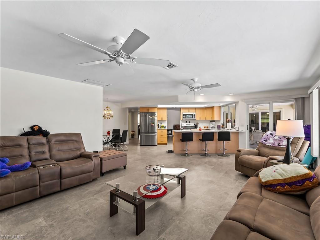 290 3rd St W, Bonita Springs, FL 34134 Photo