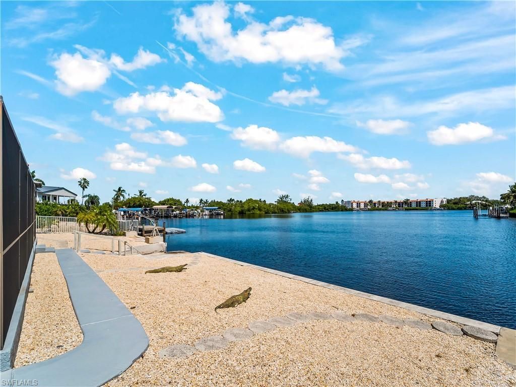 290 3rd St W, Bonita Springs, FL 34134 Photo