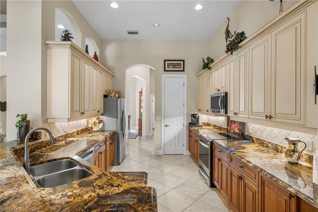 16186 Coco Hammock Way, Fort Myers, FL 33908 Photo