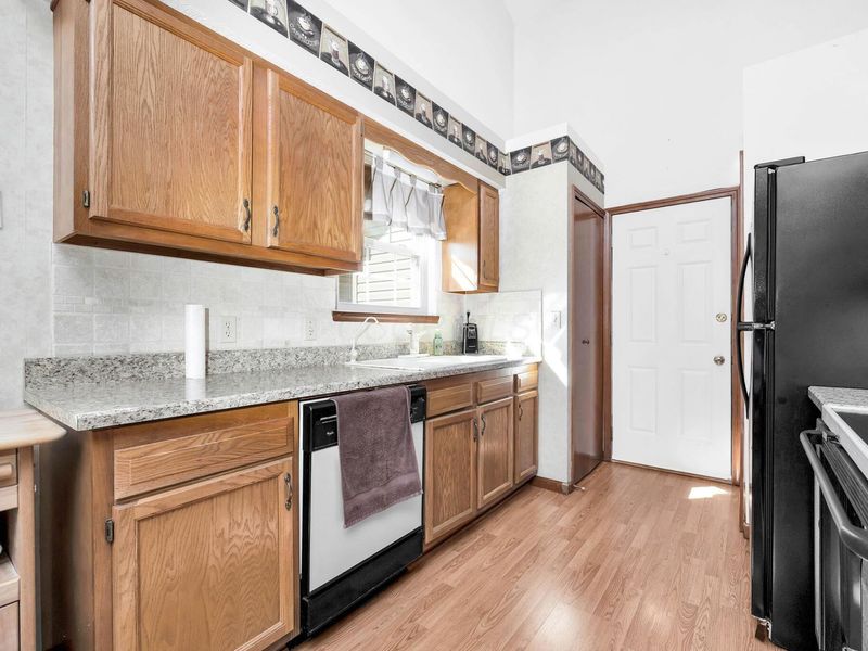 416 Woodside Place , Bellefontaine, OH 43311 Photo 14