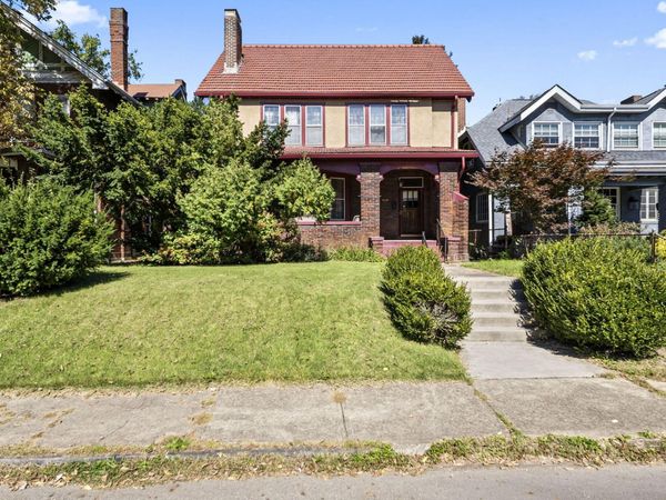1834 Franklin Avenue , Columbus, OH 43205