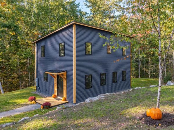 273 Old Augusta Road , Waldoboro, ME 04572