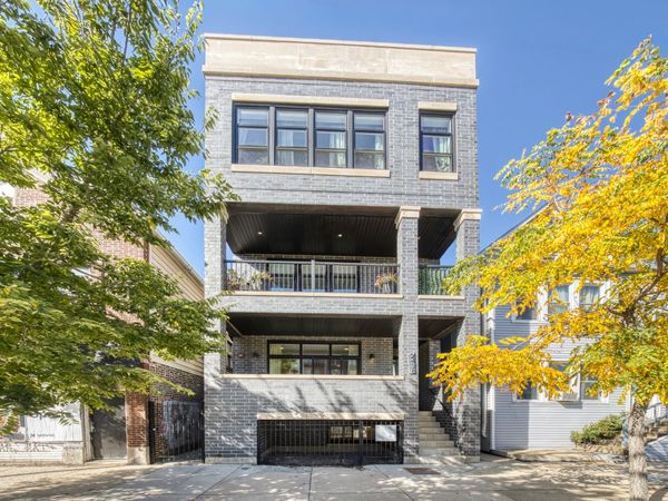 2438 N Western Avenue, Unit 1, Chicago, IL 60647