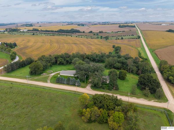 702 County Road K, Yutan, NE 68073
